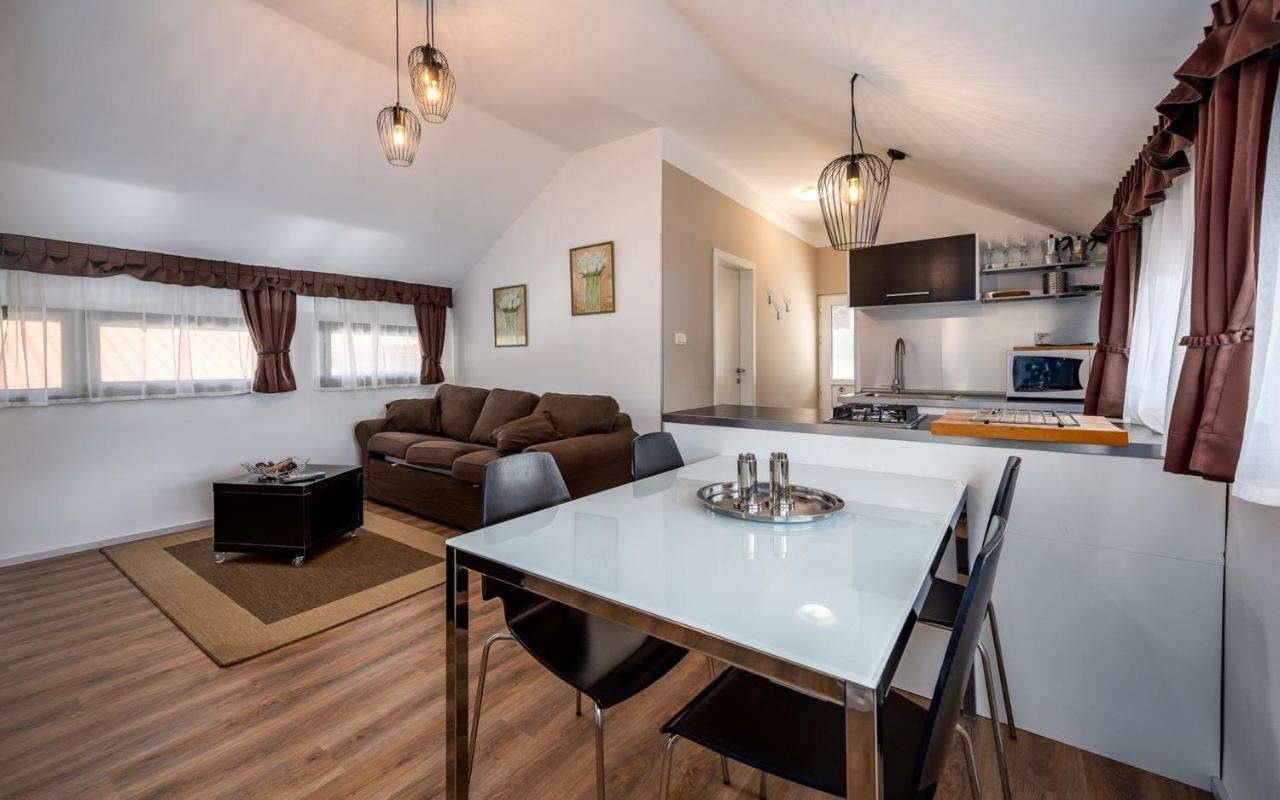 Apartment Katoro Umag Exterior photo